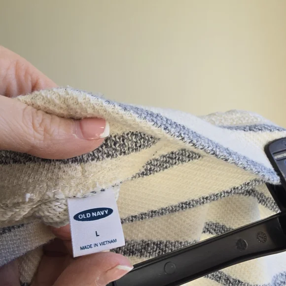 Old Navy Striped Terry Cloth Drawstring Shorts Size L - Picture 4 of 4